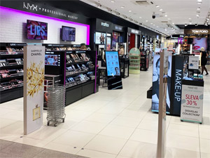 digitální panely Douglas